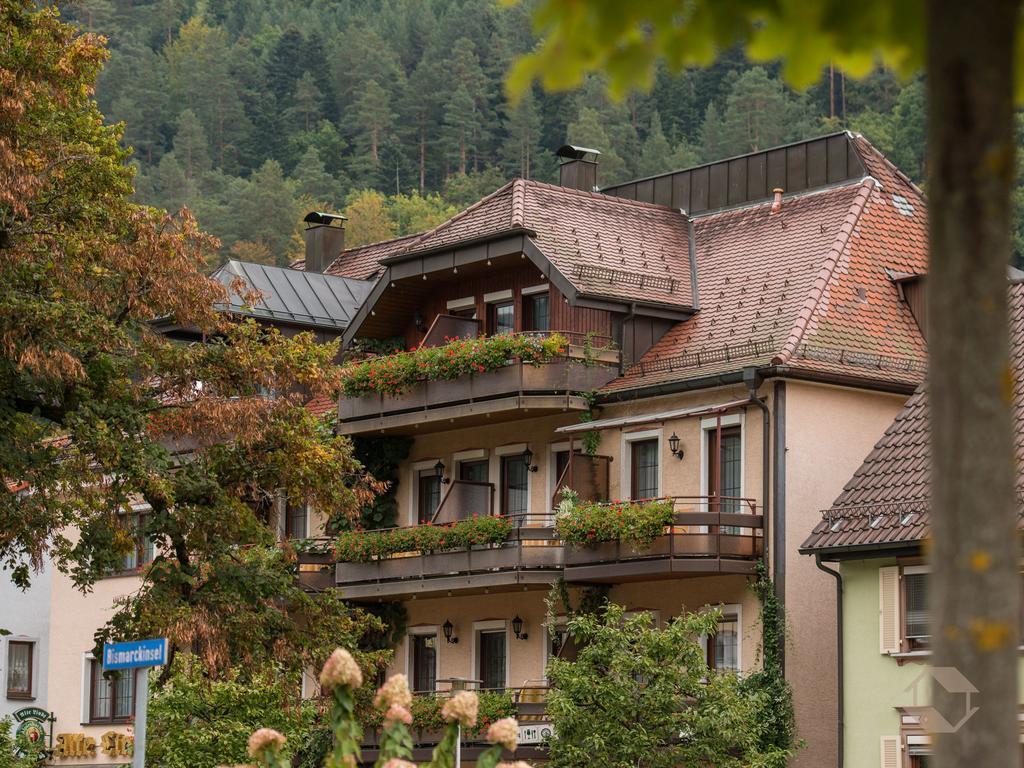 Hotel Restaurant Alte Linde Bad Wildbad Eksteriør bilde