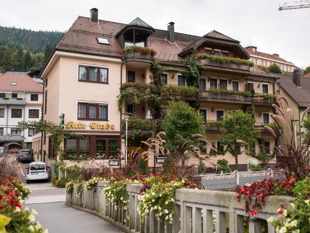 Hotel Restaurant Alte Linde Bad Wildbad Eksteriør bilde
