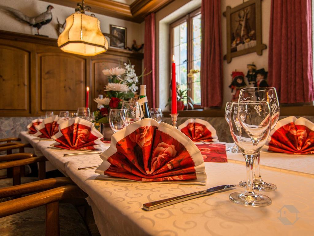 Hotel Restaurant Alte Linde Bad Wildbad Eksteriør bilde