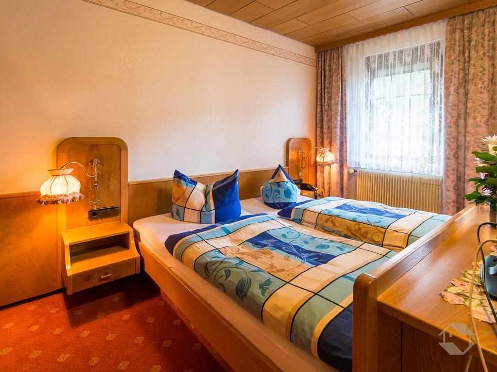 Hotel Restaurant Alte Linde Bad Wildbad Eksteriør bilde
