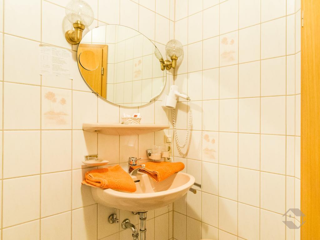 Hotel Restaurant Alte Linde Bad Wildbad Eksteriør bilde